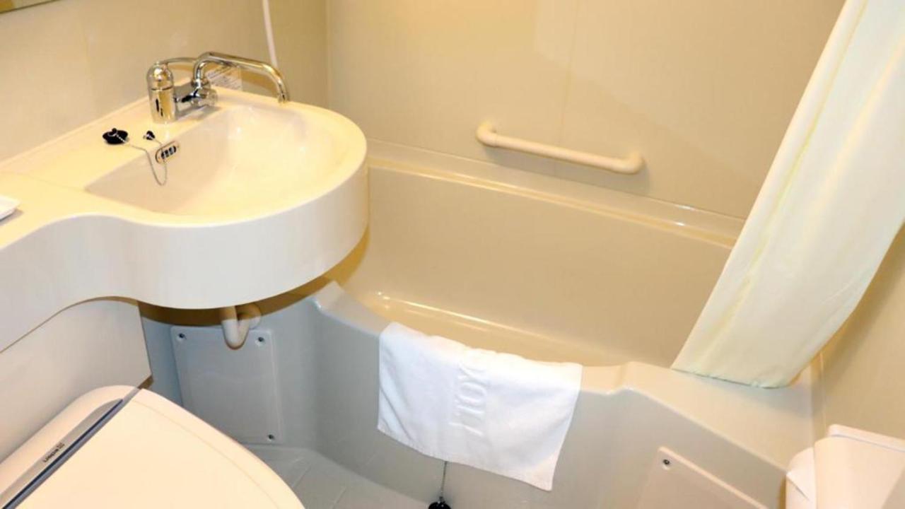 Toyoko Inn Nagareyama-Otakanomori Ekimae Eksteriør billede